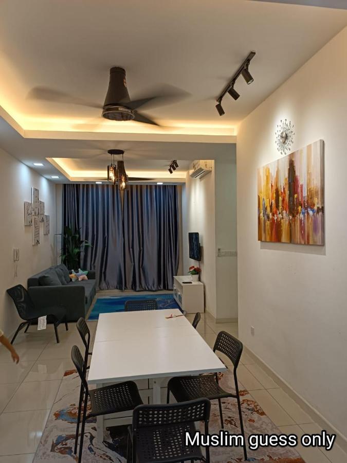 Qaisara D'Savanna Homestay@Southville City Банги Екстериор снимка