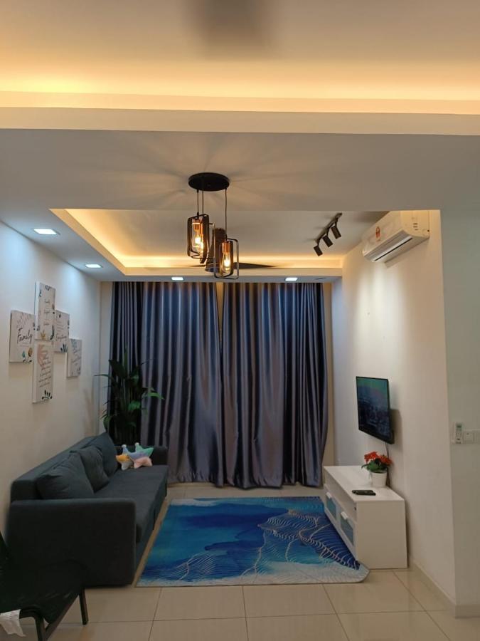Qaisara D'Savanna Homestay@Southville City Банги Екстериор снимка