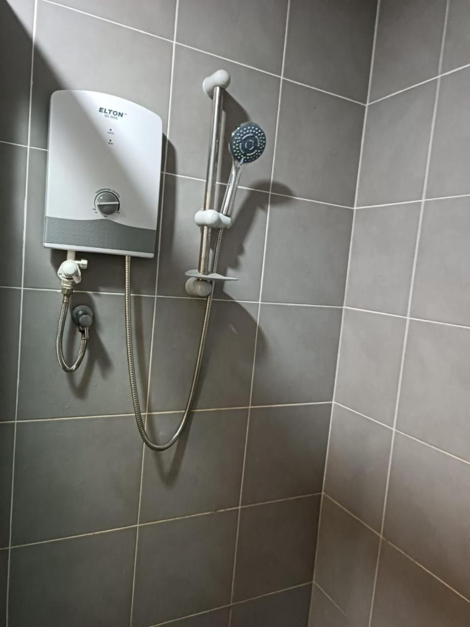 Qaisara D'Savanna Homestay@Southville City Банги Екстериор снимка